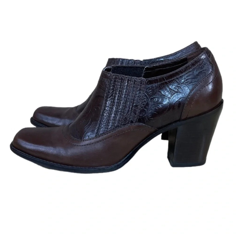 ANTONIO MELANI Brown Western Style Square Toe Women’s Ankle Boots Size 7 1/2M